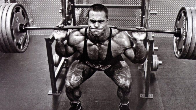 quadriceps-kaslarini-buyutme-taktigi-daha-sik-squat