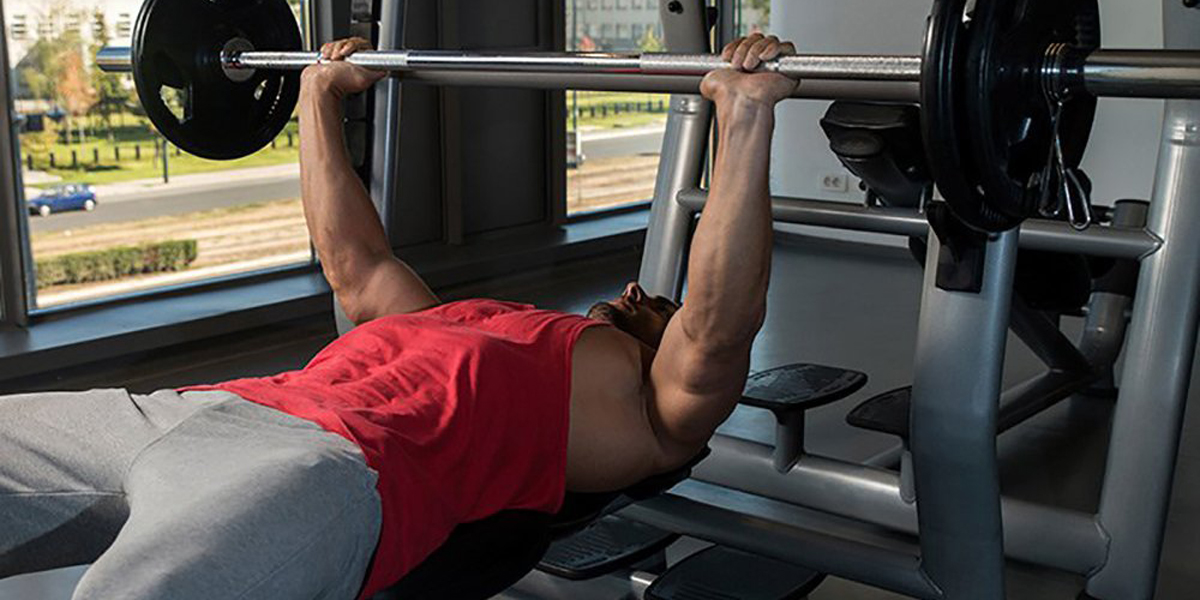 bench-press-performansinizi-zirveye-tasimanin-altin-kurali bench-press-performansinizi-zirveye-tasimanin-altin-kurali